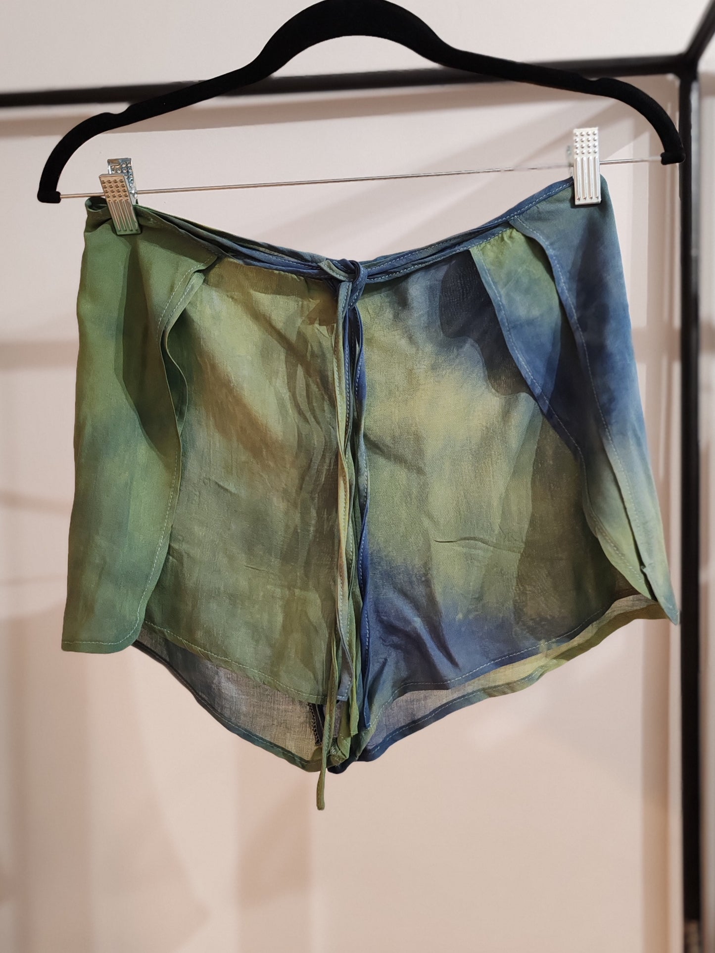 SHORT TIE-DIE edición limitada