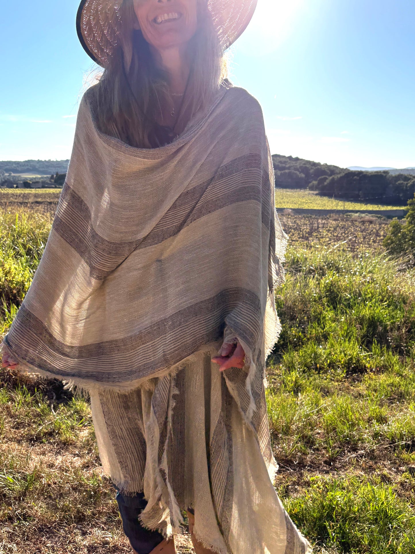 KAFTÁN CARAIVA beige