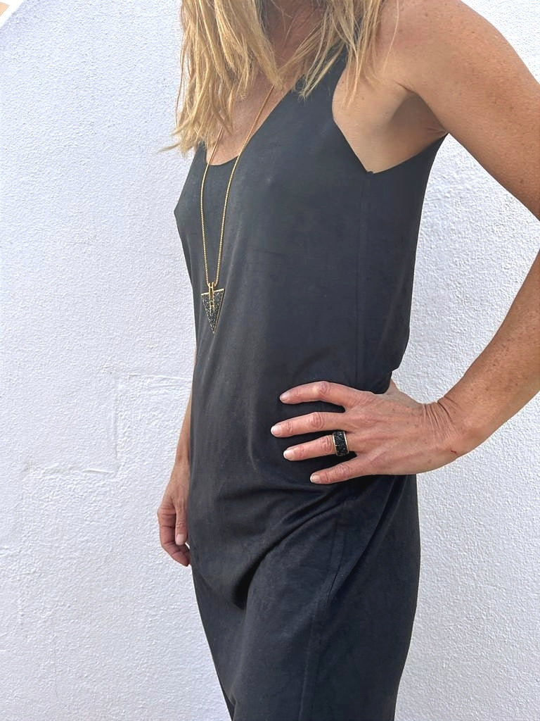 VESTIDO LARGO NEGRO ante vegano
